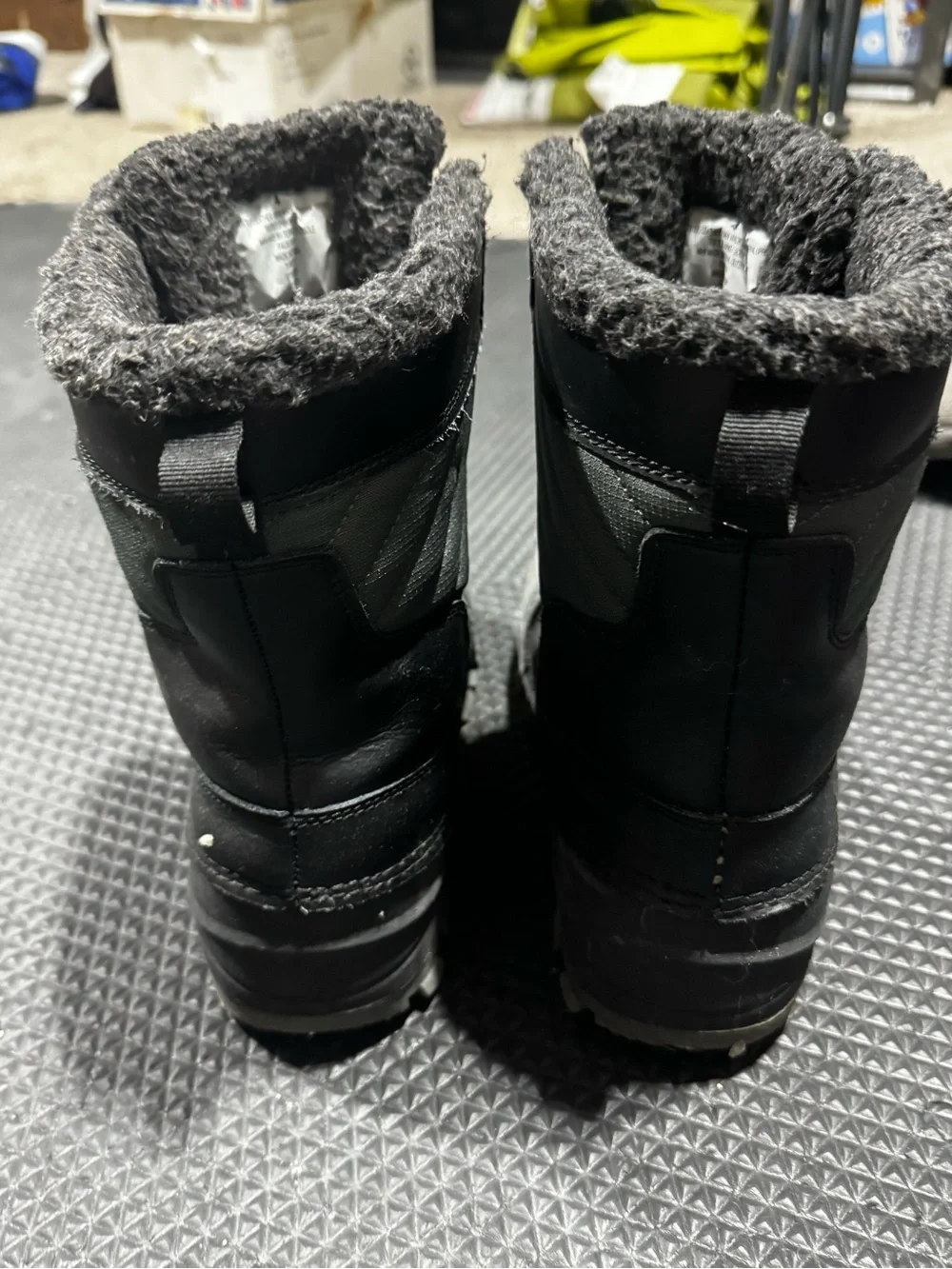 Kids Black Insulated Winter Boots - Cozy Lined Snow Boots size 4